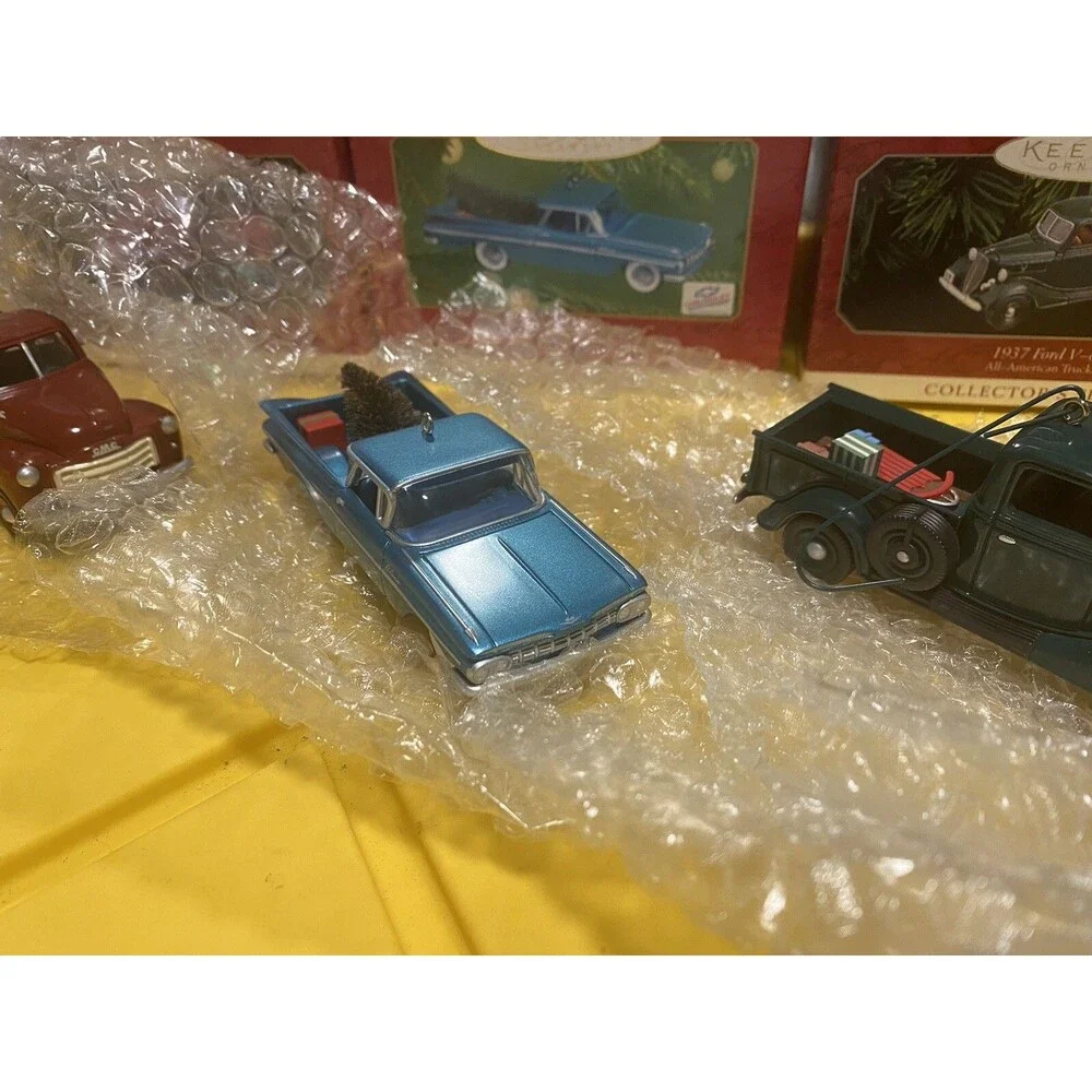 Hallmark Keepsake All-American Trucks Series Lot Of 6 Christmas Tree Ornaments